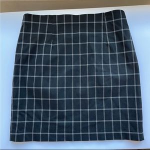 Large Dynamite Plaid Skirt Stretchy